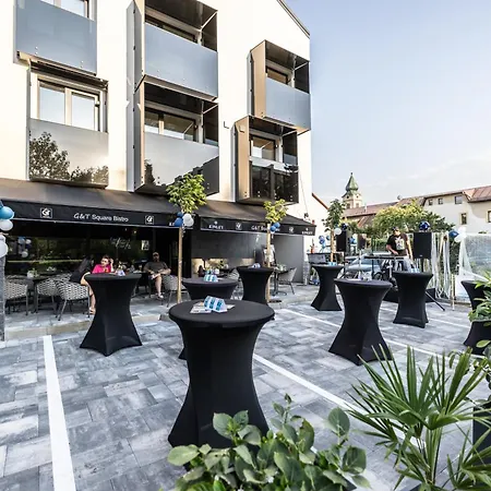 G&t Square 4*