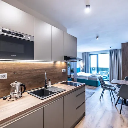 G&t Square Apartmanhotel