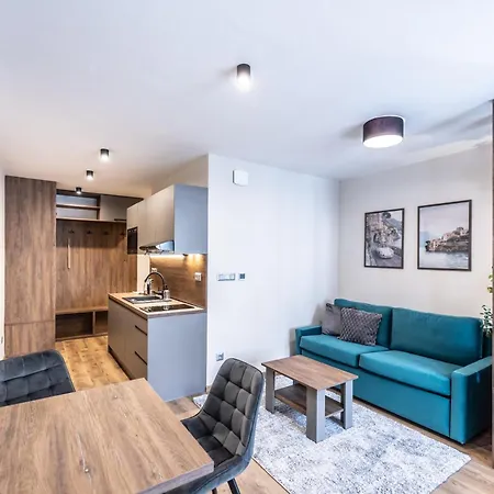 Apartmanhotel G&t Square Lipótszentmiklós