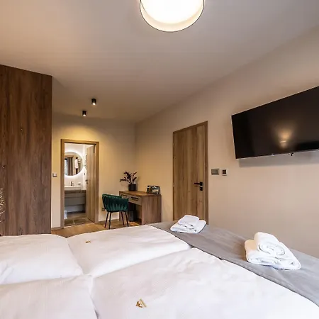 G&t Square Apartmanhotel 4*